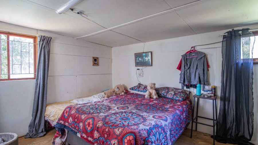 2 Bedroom Property for Sale in Hooikraal Western Cape